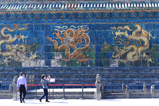 Exploring past in modern Datong
